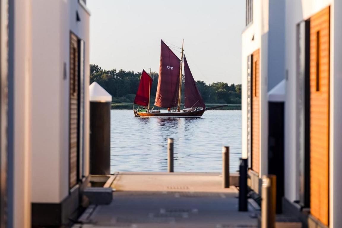 Floatinghouses Bernsteinresort Ribnitz-Damgarten Buitenkant foto
